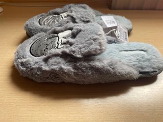 Zapatillas Snoopy nuevas