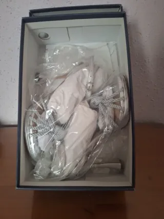 Sandalias de tacón plateadas