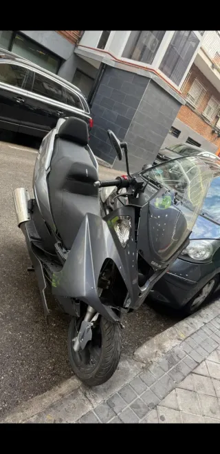 Moto Scooter con Siniestro