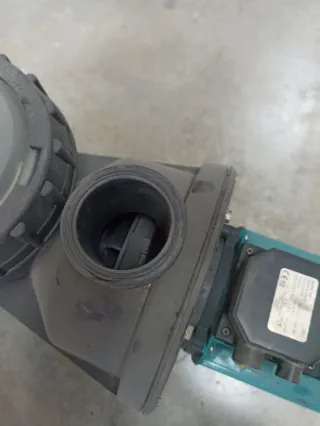 Bomba SILEN2 300 Piscina 2.6 kW