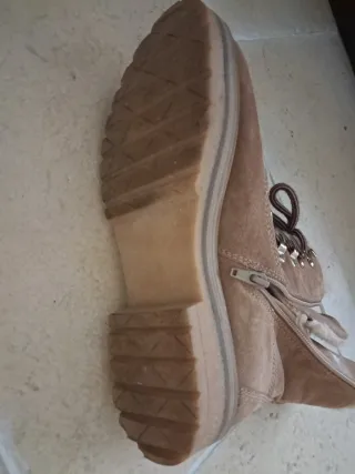 Botines Beige/Marrón con Forro de Pelo