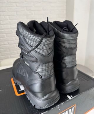 - 47 Botas Magnum Lynx policía seguridad