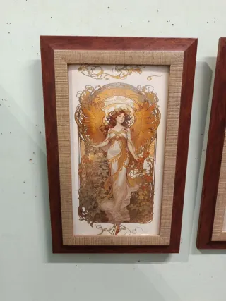 Stampe con cornice noce