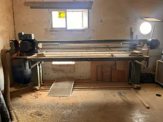 Lijadora de banda profesional