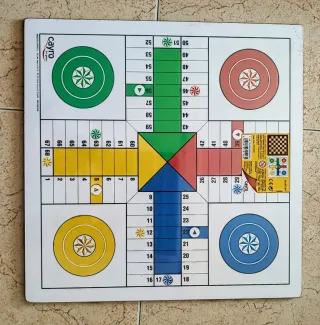 5 Tavoli da scacchi e dama 40x40