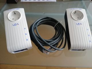 Par de adaptadores de red y regalo