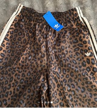 Pantalón Adidas Estampado Leopardo
