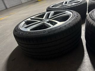 Juego 4 Llantas 18” con neumáticos Audi