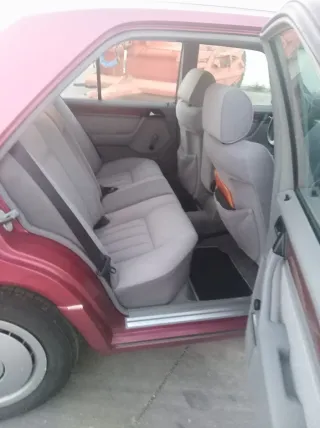 Mercedes-Benz Clase E 1994