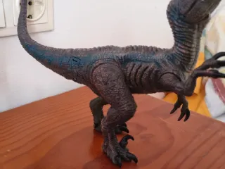 2 Figuras Dinosaurios Juguete