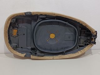 Asiento Piaggio Vespa LX 125 Beige