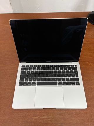 MacBook Air 13" A1932 Plata