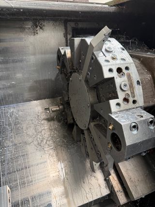 Torno CNC Okuma LB15