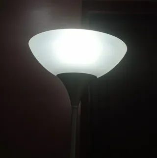 Lampada da terra argento e bianco