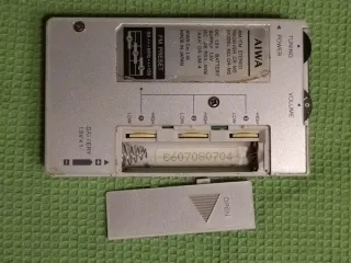 Aiwa CR-M5 es una radio po