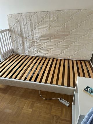 Colchón y somier de lamas Pikolín