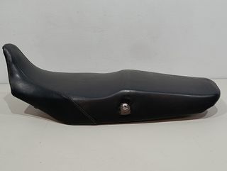 Asiento Suzuki GS 500 E