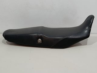 Asiento Suzuki GS 500 E