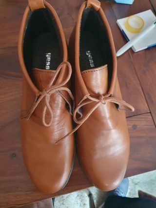 Botines piel marrones talla 41