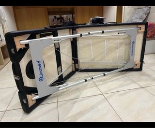 Camilla plegable negra