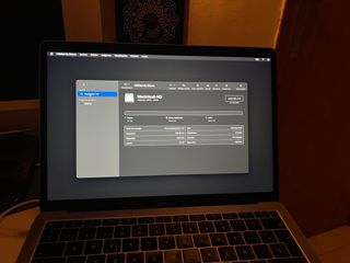 MacBook Air 13 2019 i5 1.6 GHz Plata