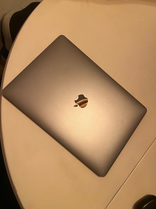 MacBook Air 13 2019 i5 1.6 GHz Plata