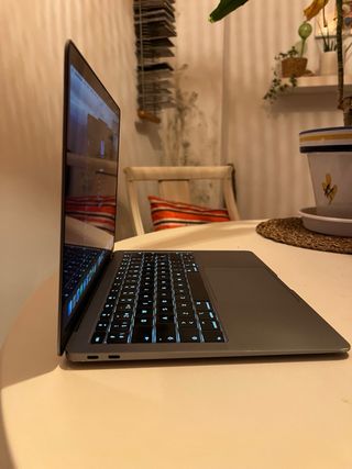 MacBook Air 13 2019 i5 1.6 GHz Plata