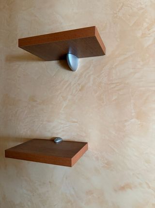 Recibidor de madera con cajón y puerta