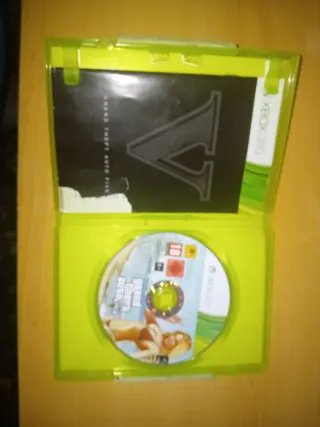 3 Juegos XBOX 360: GTA IV, GTA V, Midnight Club