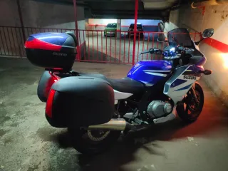 Suzuki GS500F 2008 Azul y Blanca