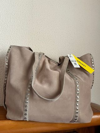 Bolso shopper piel con tachuelas Parfois