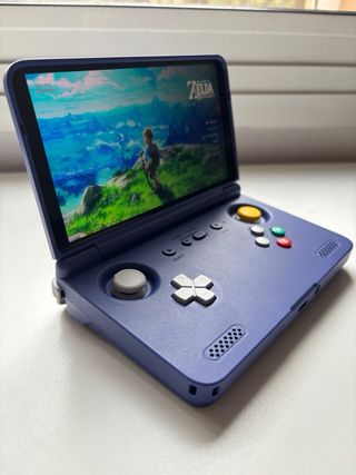Retroid Pocket Flip 2 Color Gamecube