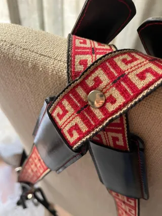 Arnés de cuero By Merro para cámaras de fotos