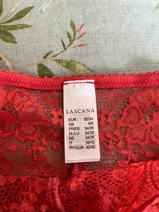 Tanga encaje rojo Lascana talla 34 sin estrenar
