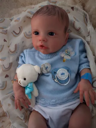 Reborn ojos de cristal realizado con genesis