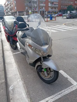 Suzuki Burgman 125cc Maxiscooter