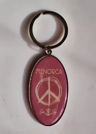 Llavero Menorca simbolo de la Paz Hippie