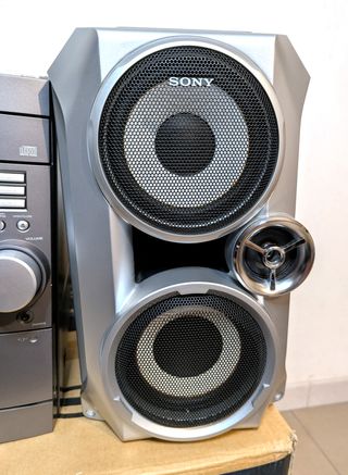 Sony MHC-RG33 originale, testato e funzionante.