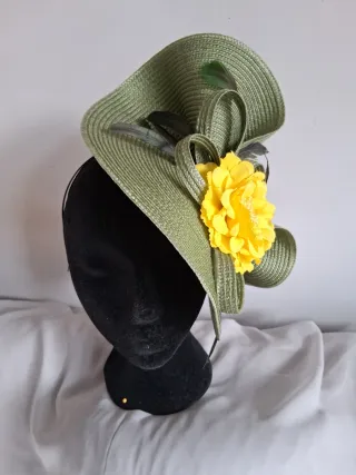 Tocado/pamela verde boda, fiesta, evento