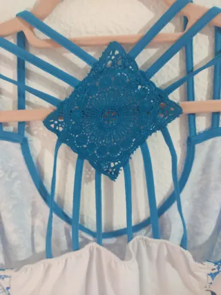 Camiseta tirantes notas musicales azul