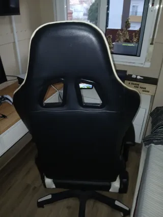 Silla Gaming Negra y Blanca