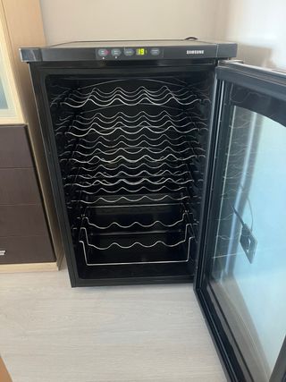 Vinoteca Samsung de alta gama – gran capacidad