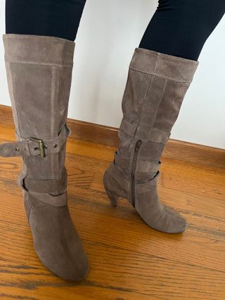 Stivali in camoscio marrone