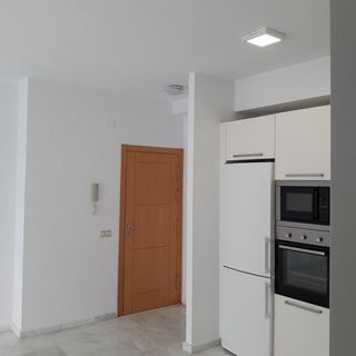 Piso en alquiler en La Goleta - San Felipe Neri en Málaga