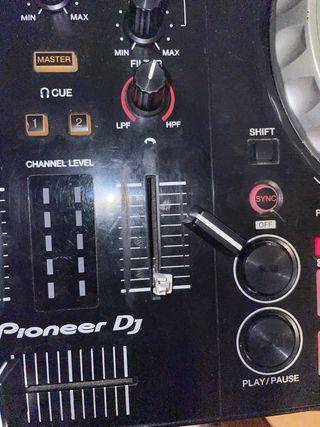 Pioneer DJ DDJ-SB3 Mesa de Mezclas