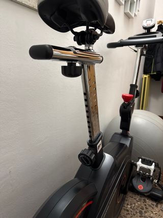 Bicicleta Estática BH RDX ONE