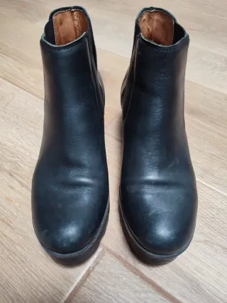 Botines negros mujer