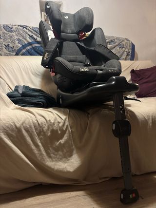 Silla coche Joie contra marcha