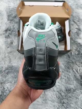 Nike Air Max 95 Gris y Verde/Azul (41)