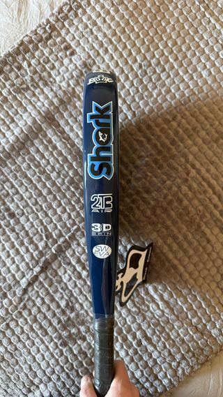 Pala de pádel Black Crown Shark nueva!